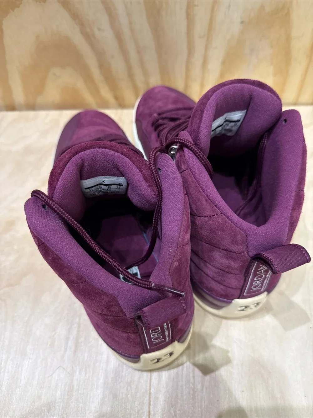 Jordan Air Jordan 12 Retro Bordeaux 2017 High Top Sneakers Men 130690-617 Sz 11